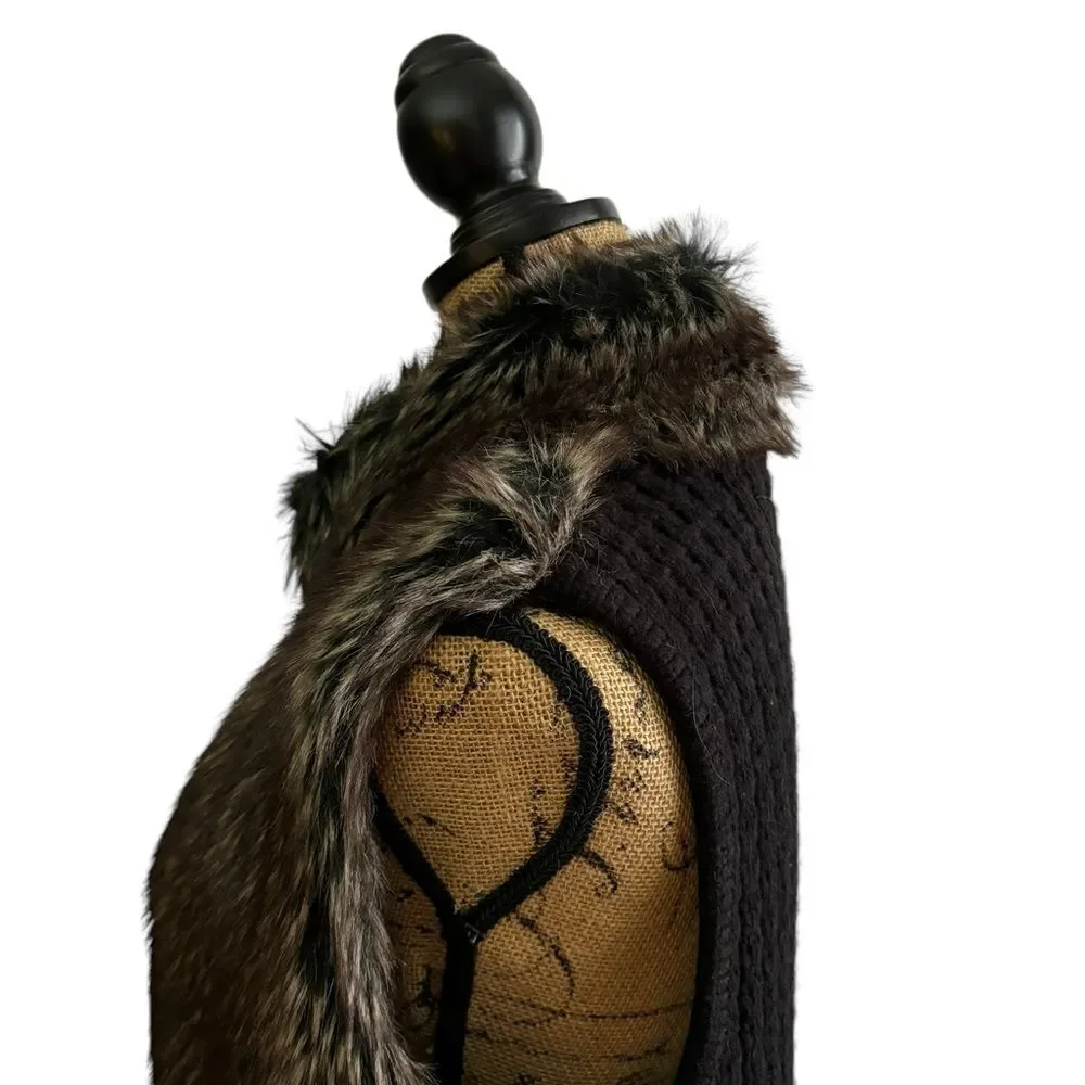 Covington Essentials Black Gray Faux Fur Sweater Vest Size Large - Picture 4 of 8